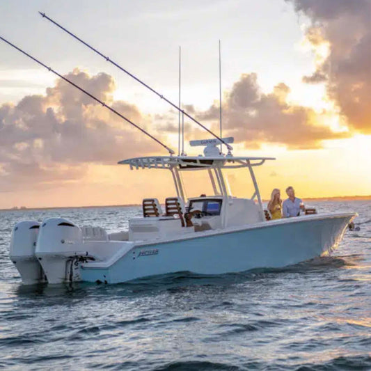 Lancha de motor en Puerto Rico y Caribe Jupiter 32