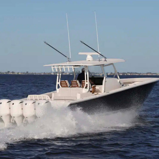 Lancha de motor en Puerto Rico y Caribe Jupiter 43