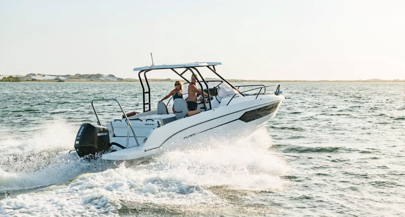 BENETEAU Flyer 8 SUNdeck